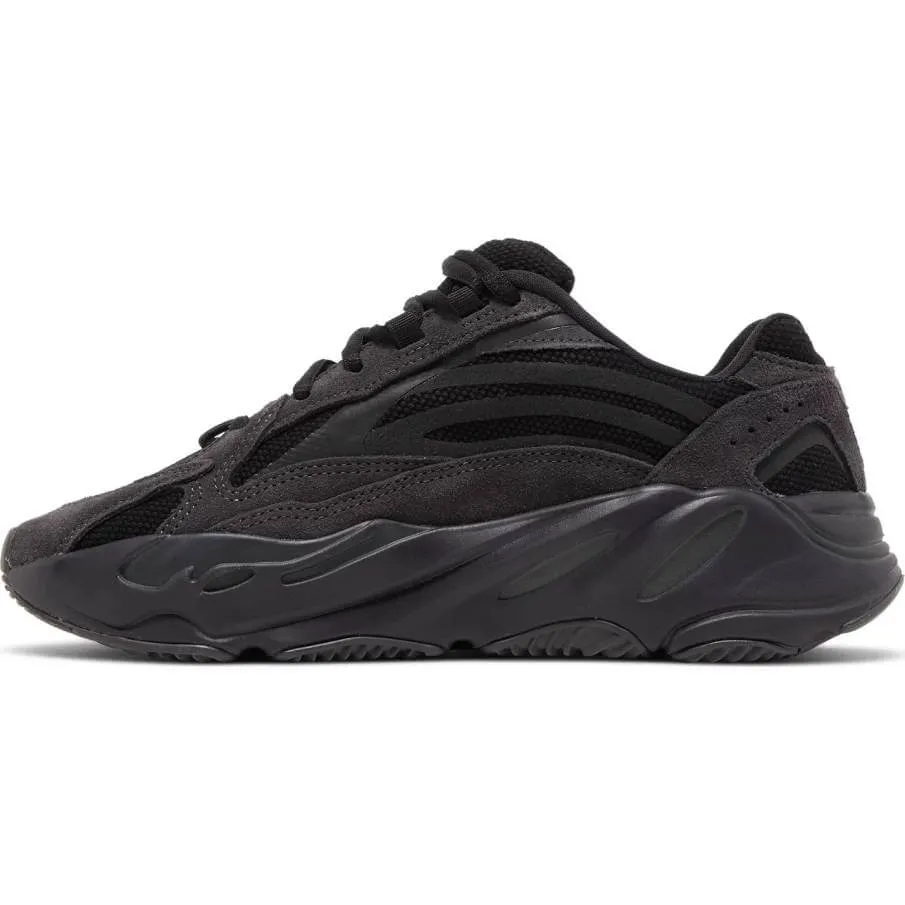 Adidas Yeezy Boost 700 V2 Vanta sneakers, black