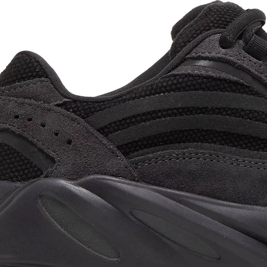 Adidas Yeezy Boost 700 V2 Vanta sneakers, black