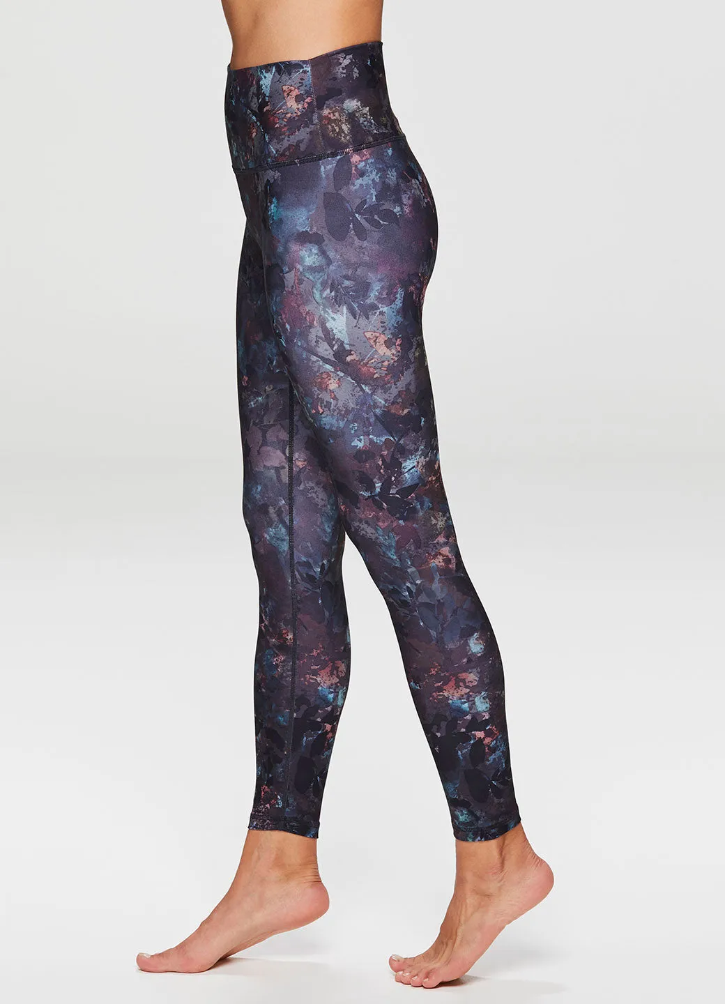 Dancing Leaves Super Soft Legging