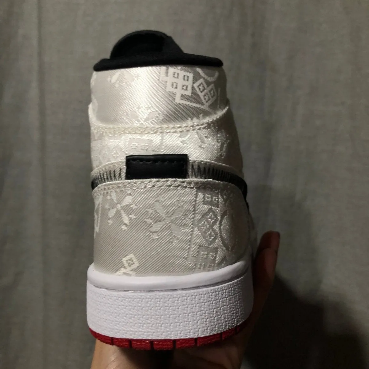 JORDAN 1 MID SE x FEARLESS EDISON CHEN CLOT