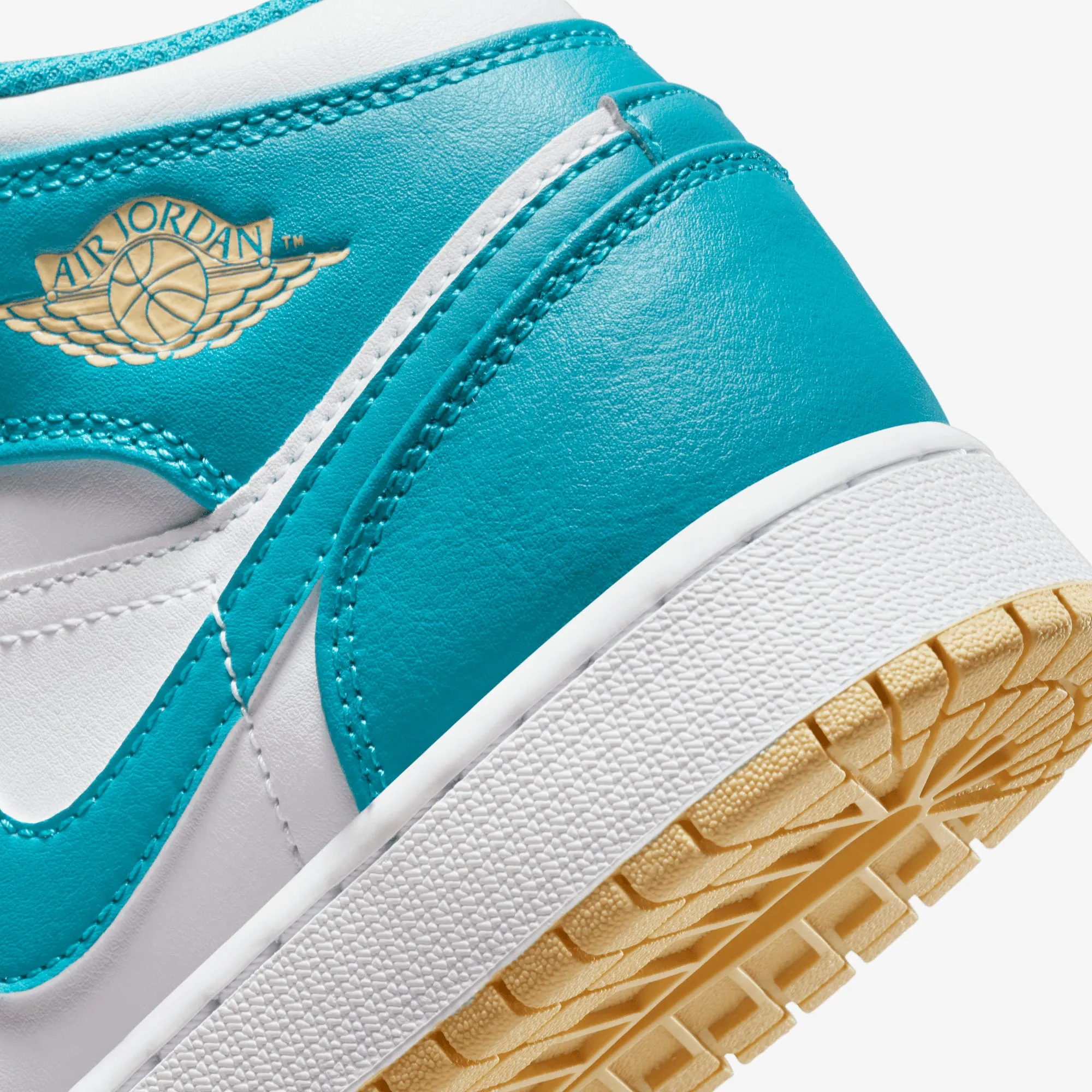 Jordan | AIR JORDAN 1 MID  { AQUATONE/CELESTIAL GOLD-WHITE