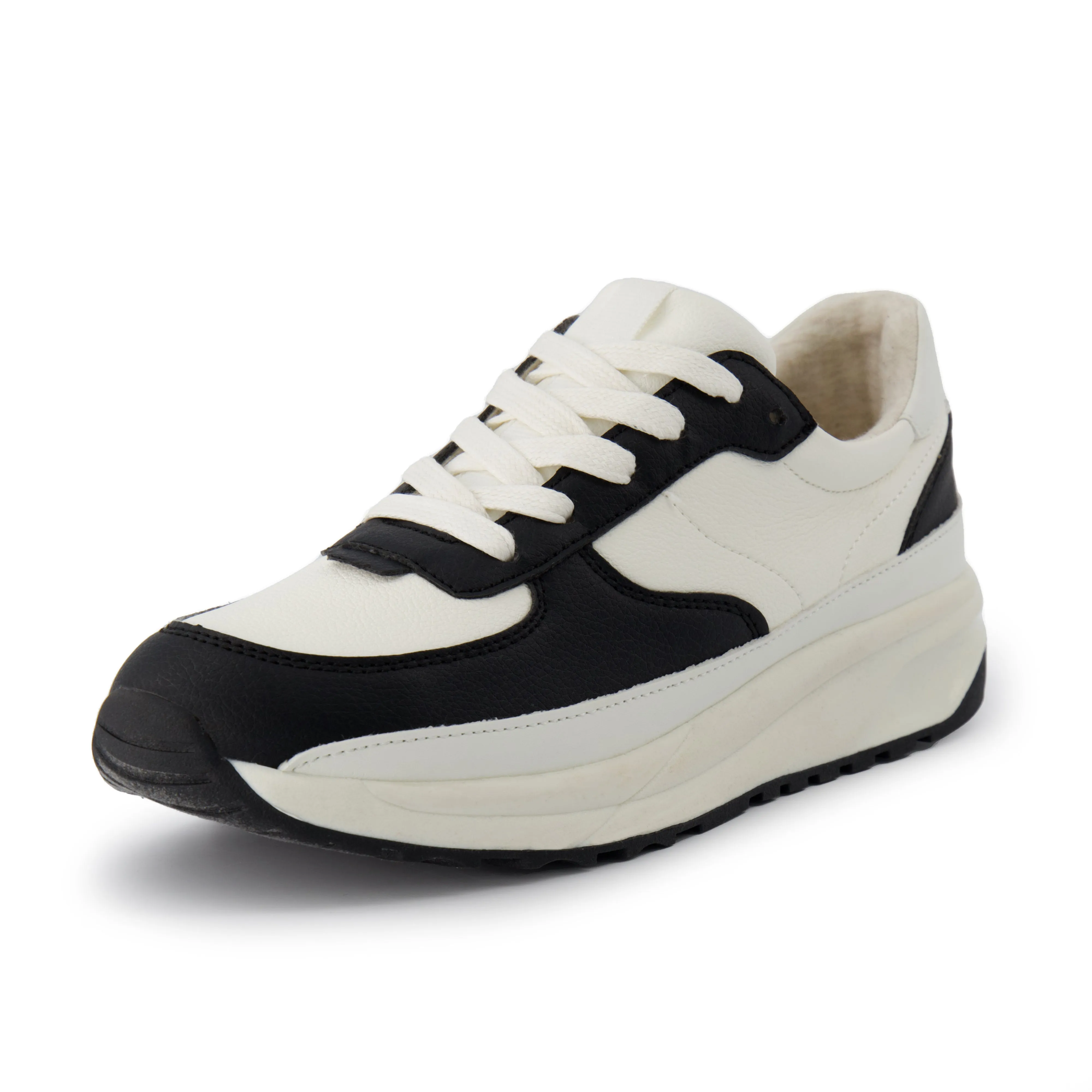 Score Lace-up Sneaker