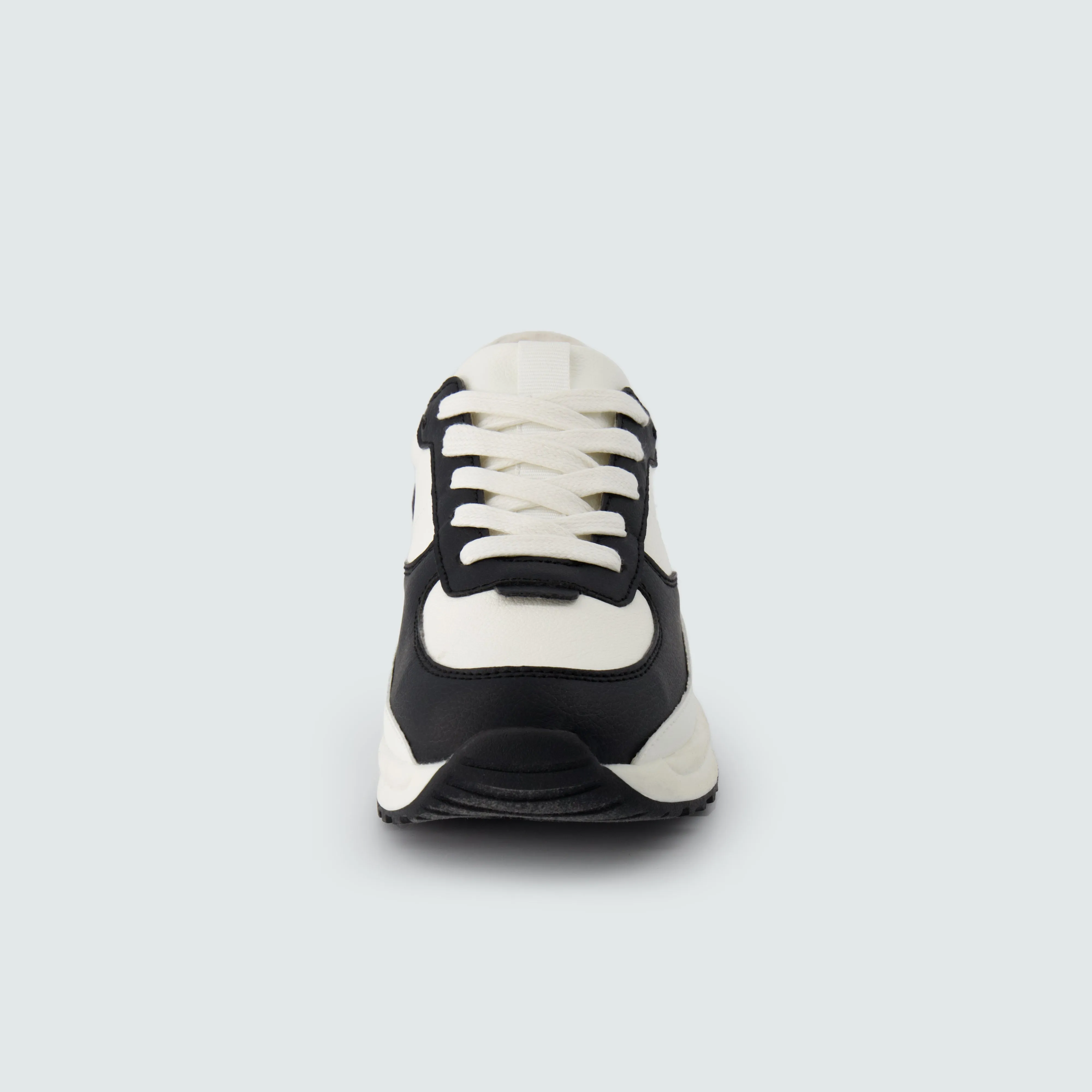 Score Lace-up Sneaker