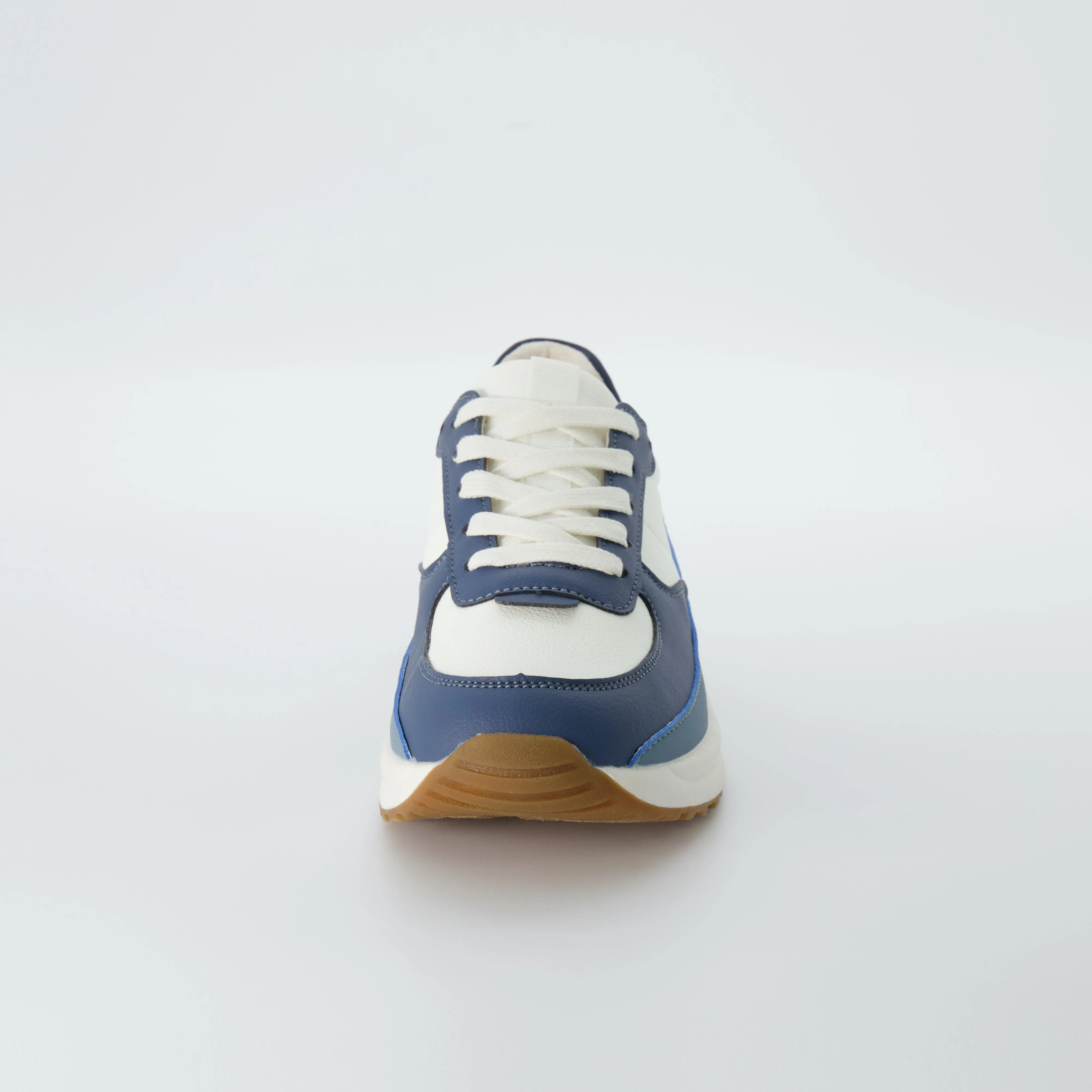 Score Lace-up Sneaker