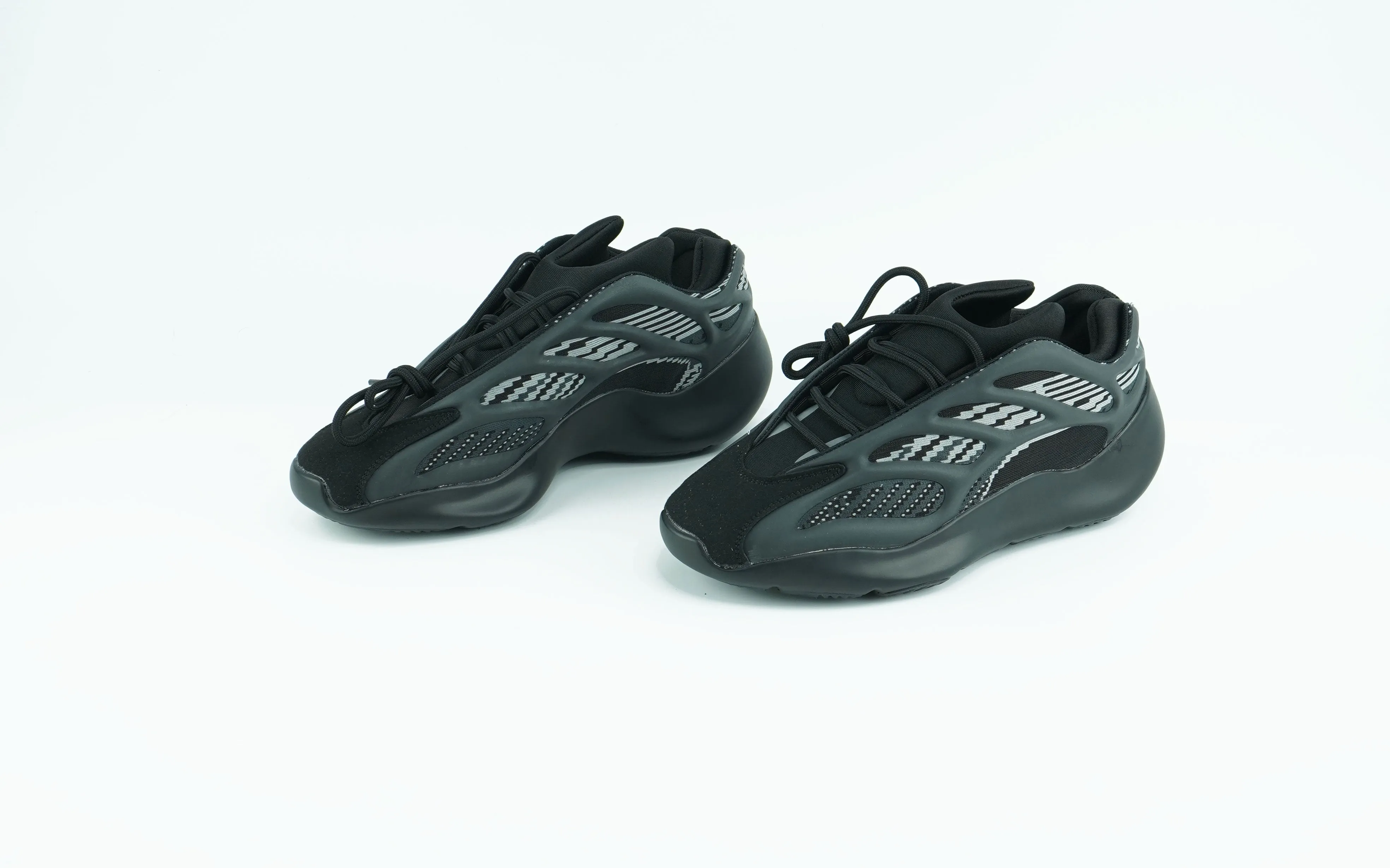 Yeezy boost 700 shoes for men